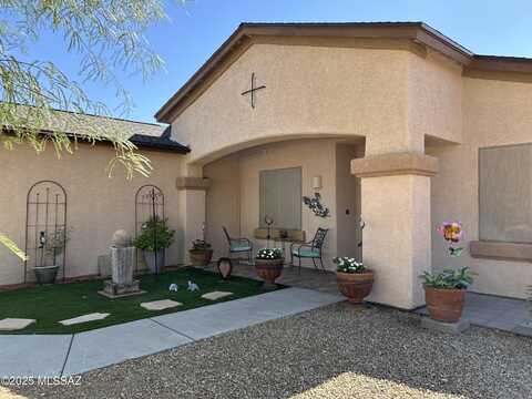6762 S Averroes Road, Tucson, AZ 85757