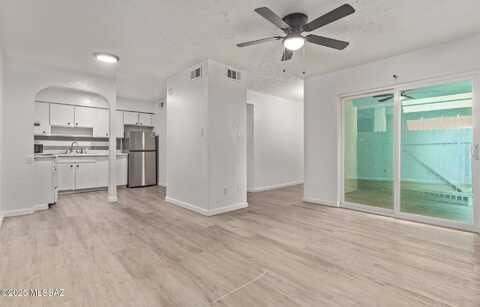 1620 N Wilmot Road, Tucson, AZ 85712
