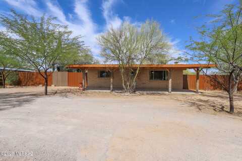 6861 N Guthrie Road, Tucson, AZ 85743