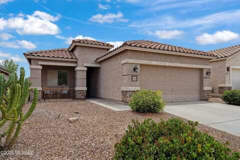 1359 W Calle Luis Maria, Sahuarita, AZ 85629