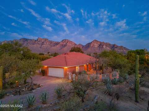 400 E Strada Patania, Oro Valley, AZ 85737