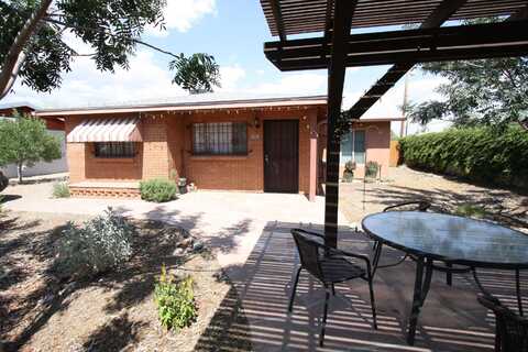3002 N Dickson Drive, Tucson, AZ 85716