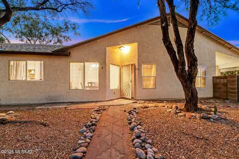 9157 E Autumn Sage Street, Tucson, AZ 85747