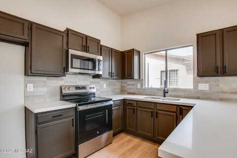 2801 W Calle De Rosita, Tucson, AZ 85746