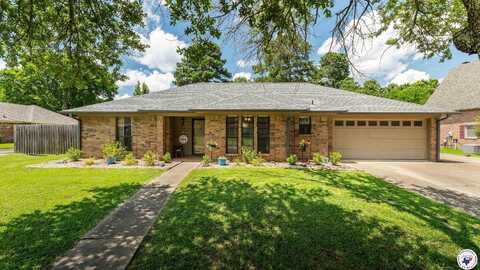 509 Brown Dr., Wake Village, TX 75501