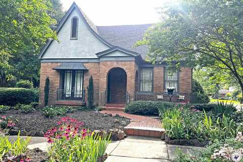 2300 Laurel, Texarkana, AR 71854