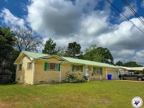 1004 Hillcrest Street, Linden, TX 75563