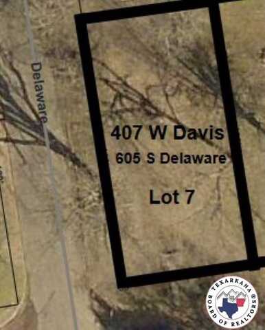407 W Davis, Clarksville, TX 75426