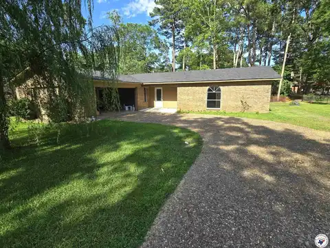 1405 S Fulton St, Hope, AR 71801