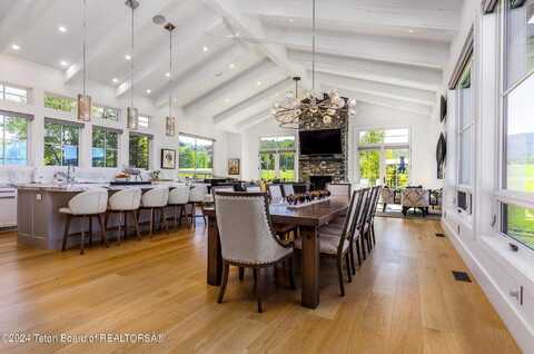 130 YELLOW ROSE Drive, Alta, WY 83414