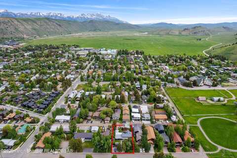 663&665 E KELLY Avenue, Jackson, WY 83001