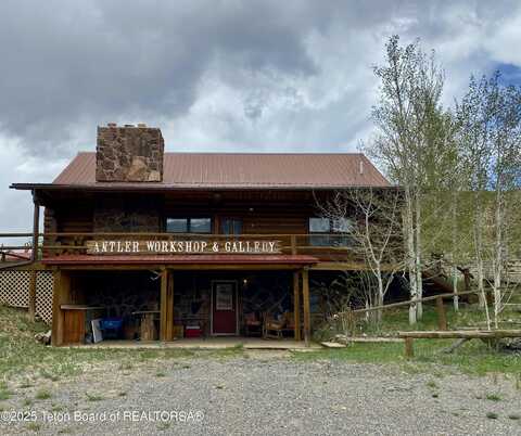 1404 WARM SPRINGS Drive, Dubois, WY 82513