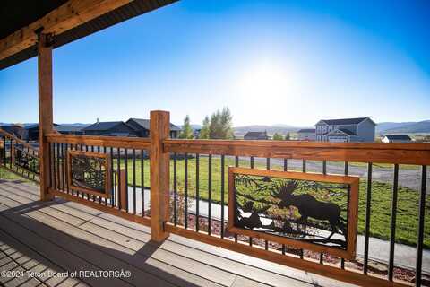 182 CARIBOU PEAK LP, Etna, WY 83118