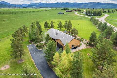 7031 LAKESIDE Road, Victor, ID 83455