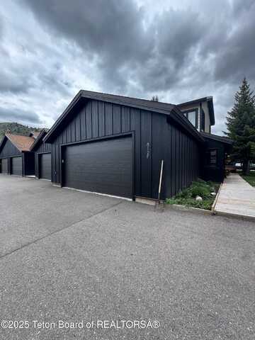 812 POWDERHORN, Jackson, WY 83001