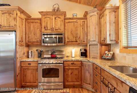 525 THREE RIVERS Drive, Alpine, WY 83128