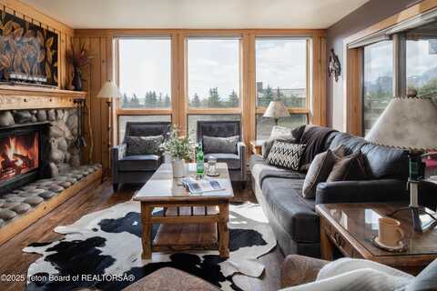 3600 W MICHAEL Drive, Teton Village, WY 83014