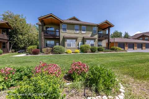 633 BUFFALO JUNCTION Loop, Driggs, ID 83422