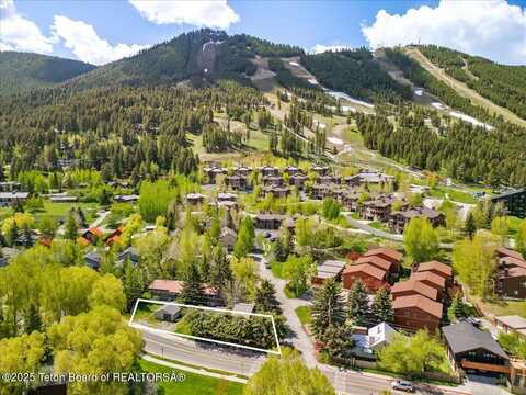 500 E KELLY Avenue, Jackson, WY 83001