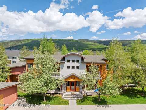 7552 MOUNTAIN LAUREL Drive, Victor, ID 83455