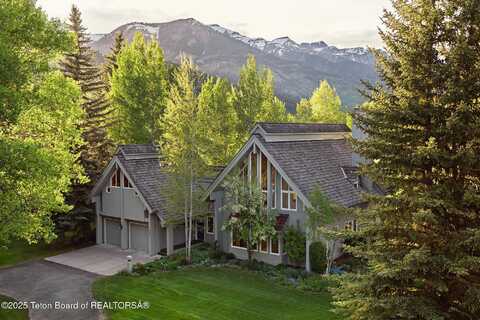 3065 N MOUNTAIN MAPLE Lane, Wilson, WY 83014