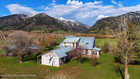 3837 COUNTY ROAD 126, Bedford, WY 83112