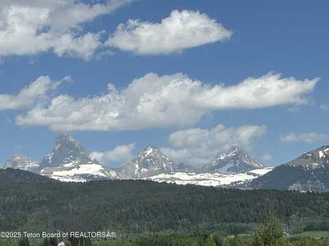 2010 SNOW CREST RANCH Drive, Driggs, ID 83422