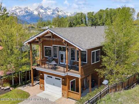 6895 E LITTLE SCHOOL Road, Kelly, WY 83011