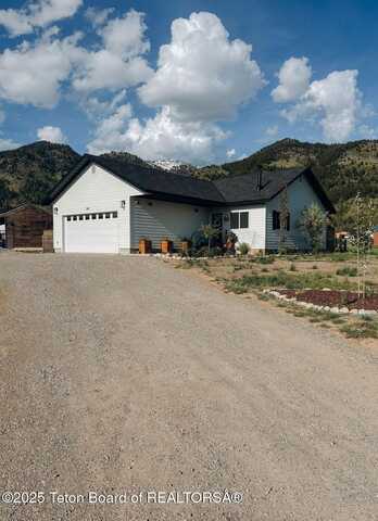 585 CEDAR CREEK Drive, Star Valley Ranch, WY 83127