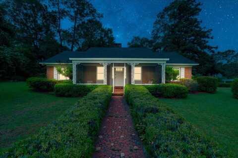 921 Forest Drive, Quincy, FL 32351