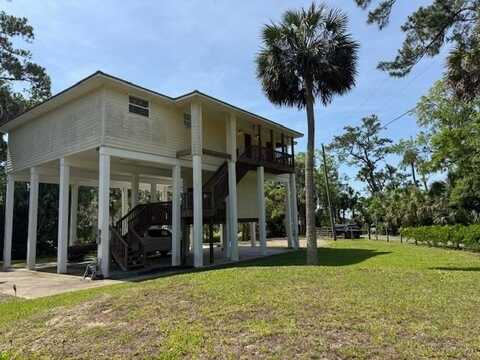 142 Stuart Cove Road, Crawfordville, FL 32327