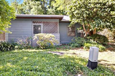 1512 Twin Lakes Circle, Tallahassee, FL 32311
