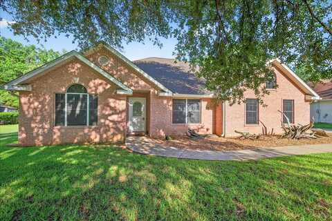 1913 Celtic Road, Tallahassee, FL 32317
