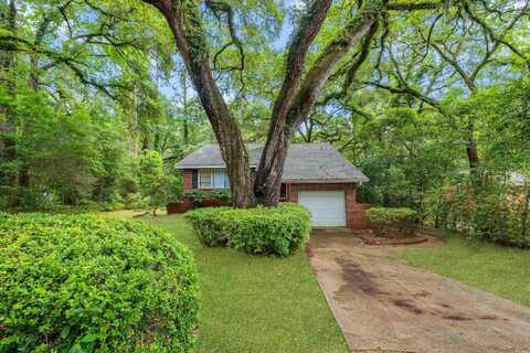 2003 Holly Street, Tallahassee, FL 32303