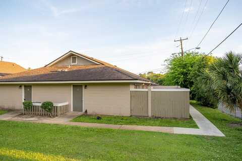 2241 W Pensacola Street, Tallahassee, FL 32304