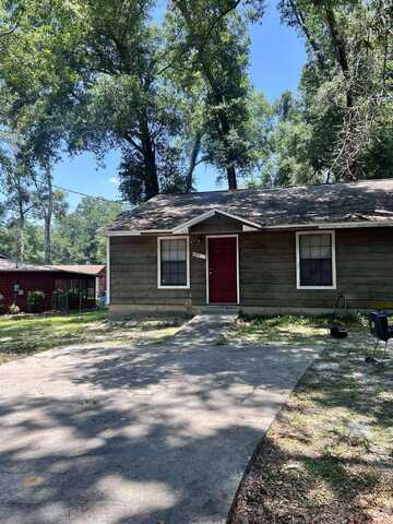 5674 Lumberjack Lane, Tallahassee, FL 32303