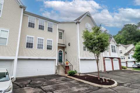 2303 Eaton Court, Danbury, CT 06811