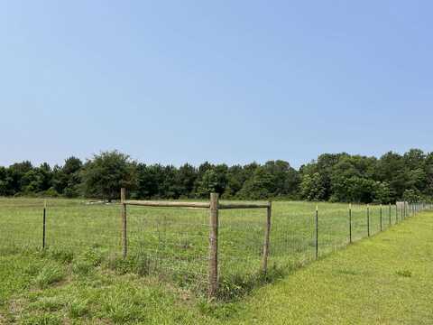 0200 Shade Farm Road, Quincy, FL 32351