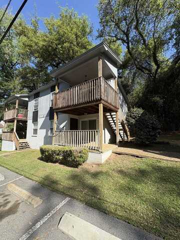 1530 Live Oak Drive, Tallahassee, FL 32301