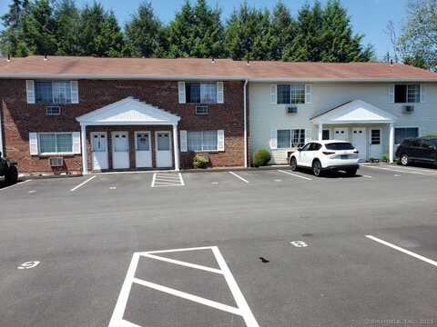 16 Lisa Court, Waterbury, CT 06704