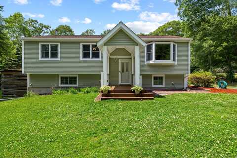 34 Grouse Circle, East Lyme, CT 06333