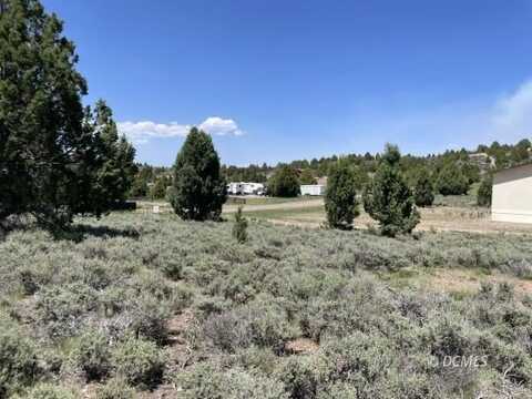 41 Ouray Cir, Long Valley, UT 84710