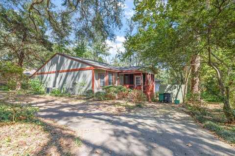1494 Twin Lakes Circle, Tallahassee, FL 32311