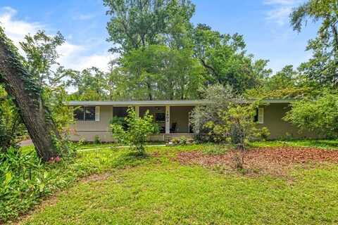 1802 W Indianhead Drive, Tallahassee, FL 32301