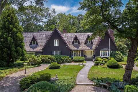 6 Tantummaheag Road, Old Lyme, CT 06371