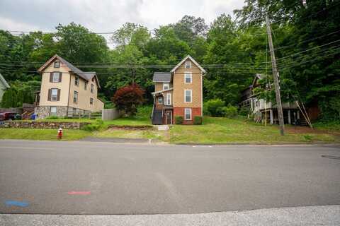 103 Clay Street, Thomaston, CT 06787