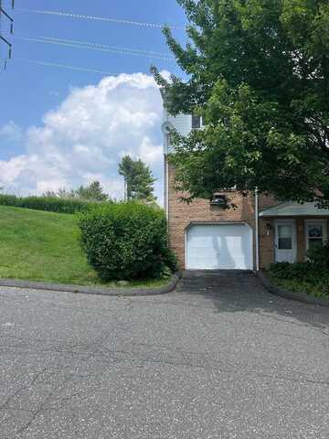 24 Blueridge Drive, Waterbury, CT 06704