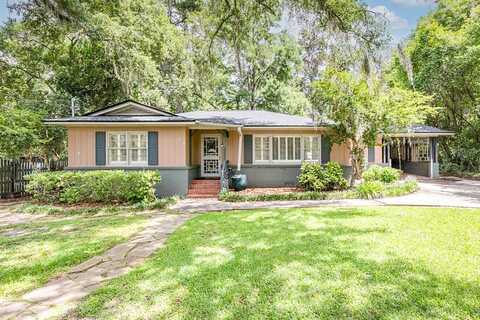 832 Governors Drive, Tallahassee, FL 32301
