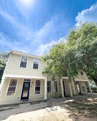 1417 Pullen Road, Tallahassee, FL 32303