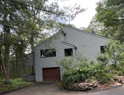 299 Cliffside Drive, Torrington, CT 06790